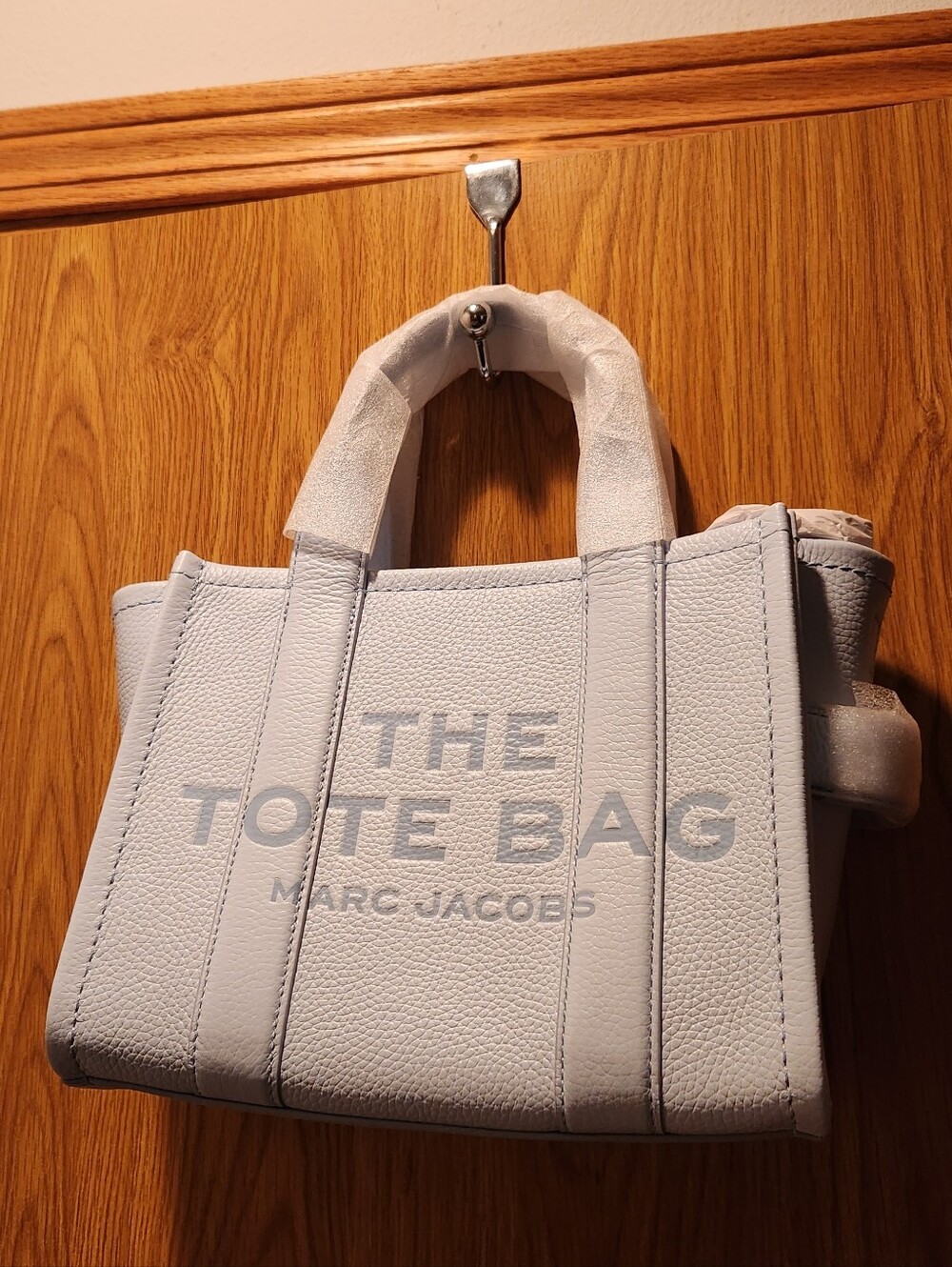 NWT Marc Jacobs Cloud Blue Pebbled Leather Tote With Crossbody Strap & Dustbag